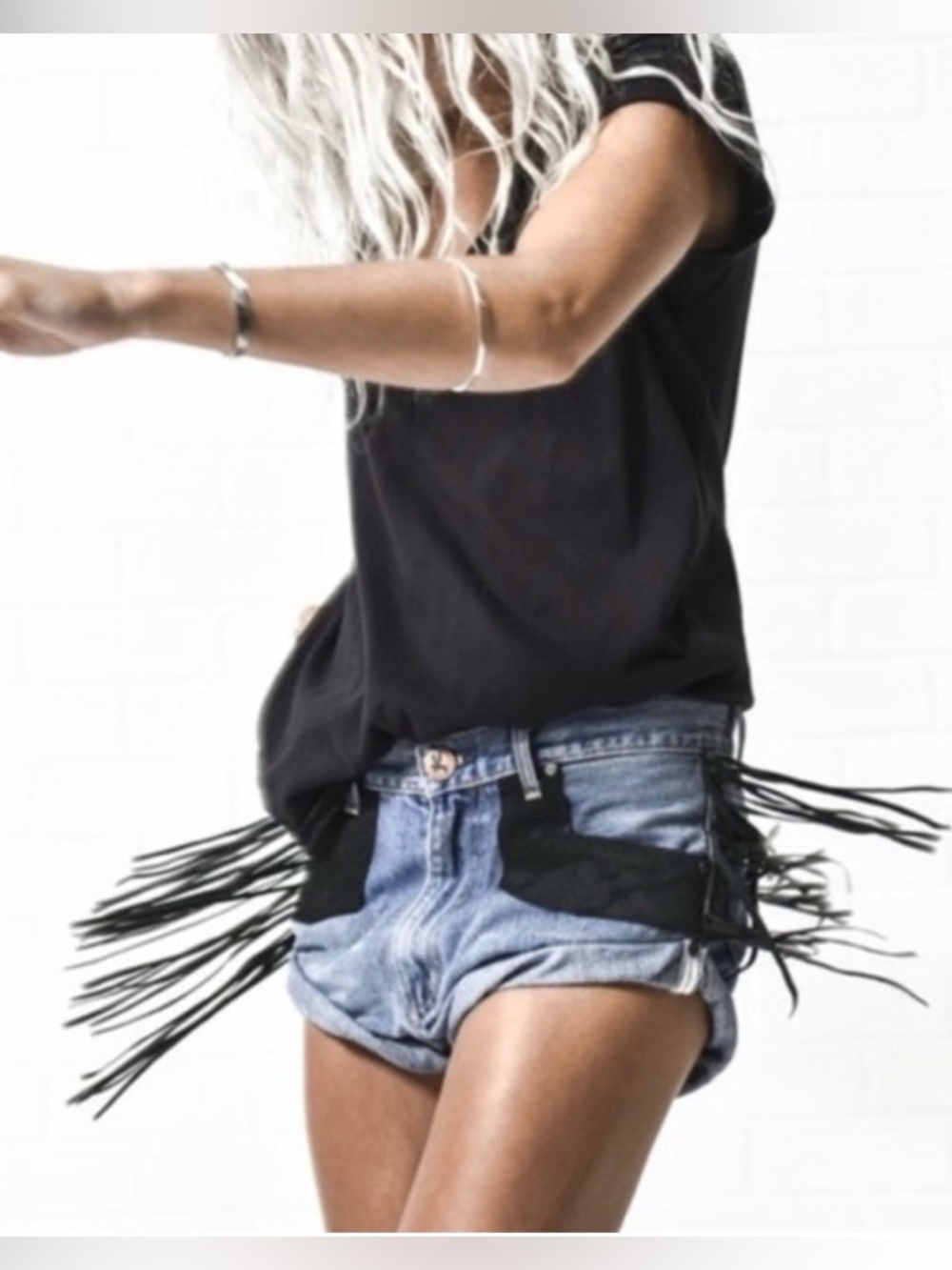One Teaspoon Western Bandit Fringe Shorts size 30